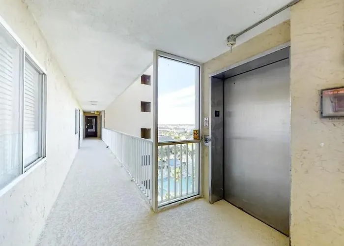 Edgewater West Unit 85 Holiday home