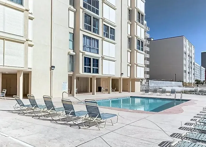 Edgewater West Unit 85 *