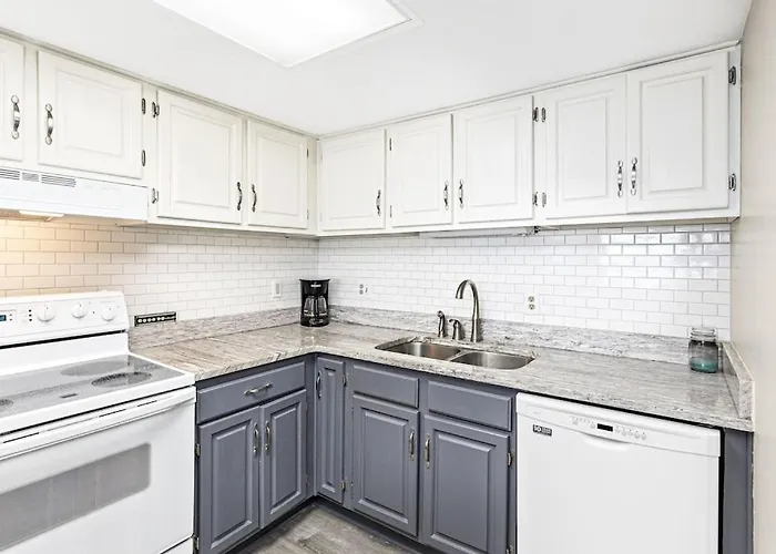 Edgewater West Unit 85 Holiday home *